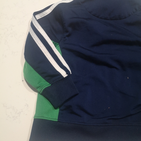 5 for 25$💛Adidas toddler jacket - Picture 6 of 6